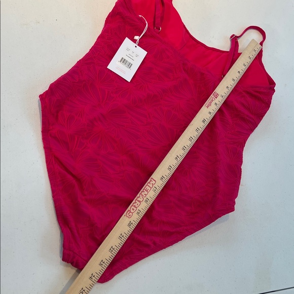 New Andie The Amalfi One Piece Lava Pink textured swimsuit adjustable straps L - Picture 9 of 13